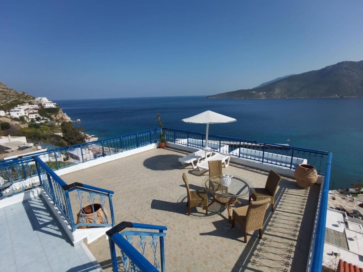 Livadia  Marinas Studios מראה חיצוני תמונה