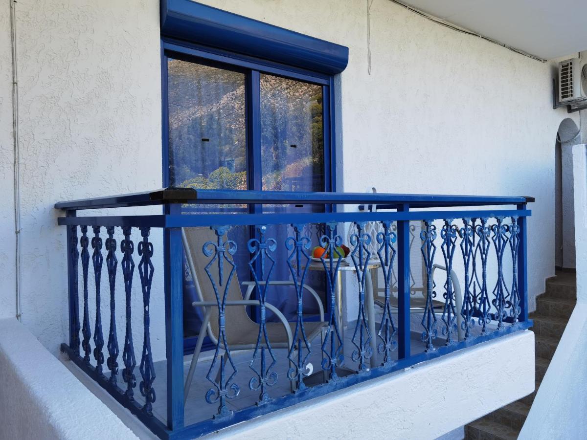 Livadia  Marinas Studios מראה חיצוני תמונה