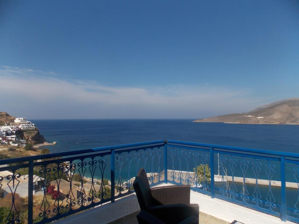 Livadia  Marinas Studios מראה חיצוני תמונה